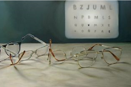 晶體植入手術可以當兵嗎? 晶體植入手術可以當兵嗎?