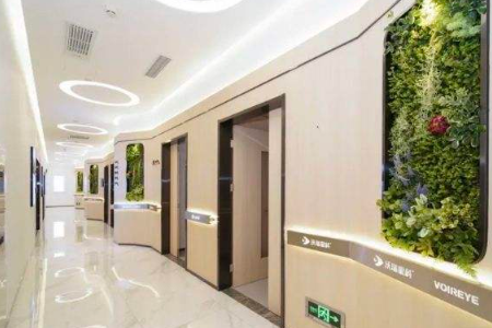 為什么眼科醫(yī)生和護(hù)士戴眼鏡？